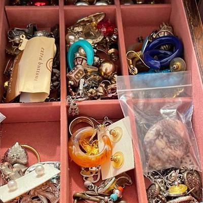 Earrings etc