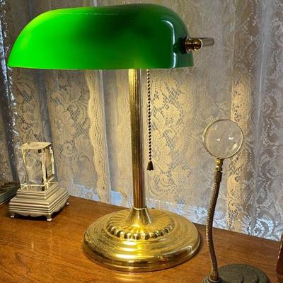 Desk lamp 