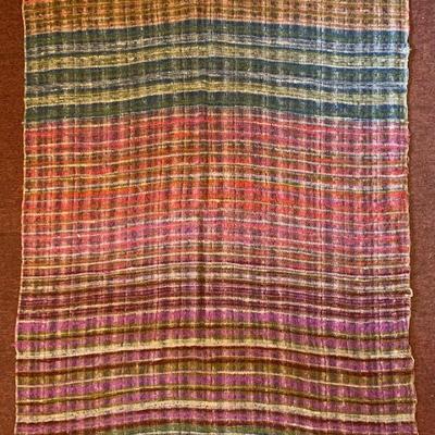 Vtg. hand-woven scatter rug, stored in attic, away from sunlight, in excellent condition.  46