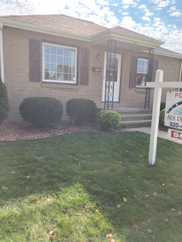 Menasha Estate Sale by Emily, Friday, October 14, 9 5 & Saturday