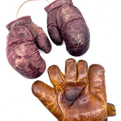 Antique Boxing / Baseball Gloves 