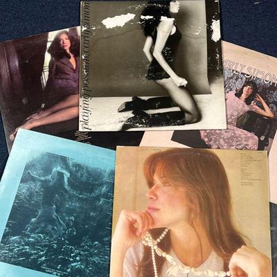 (6pc) CARLY SIMON VINYL  |
Vinyl record albums by Carly Simon, including: Another Passenger; Spy; Anticipation; Hotcakes; Playing Possum;...