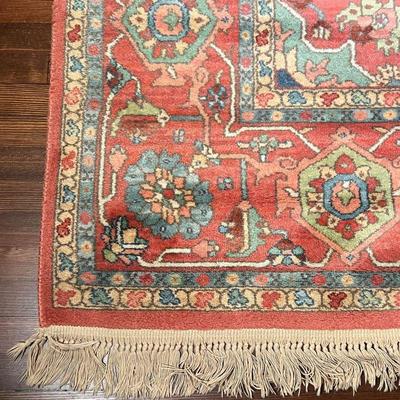 KARASTAN MEDALLION SERAPI  | Serapi area carpet, design number 736, woven in USA, having an elegant pattern with desirable colors - l....