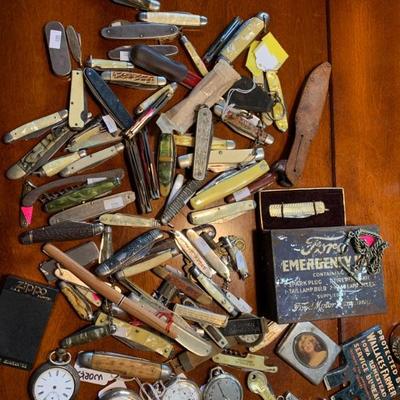 Great collection of pocket knifes 
