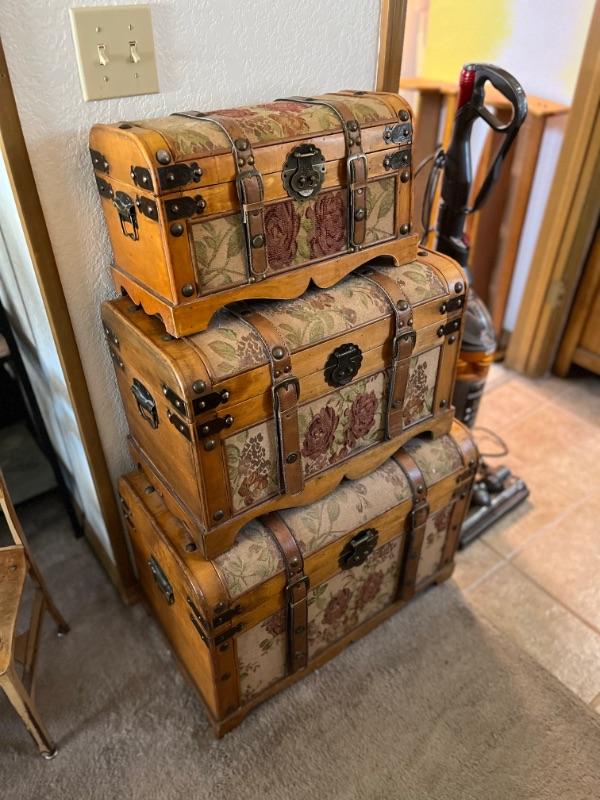 Busy Bee Awesome Estate Sale