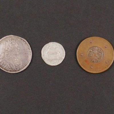 LOT 132: (3) Russia Coins, 1727 and 1724.