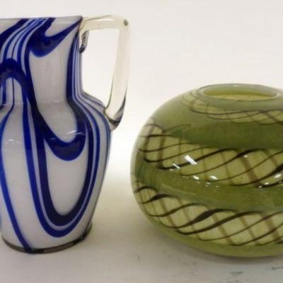 1175	ART GLASS PITCHER W/GROUND & POLISHED BASE & BALL SHAPED VASE W/GREEN LATTICE & SWIRL DESIGN
