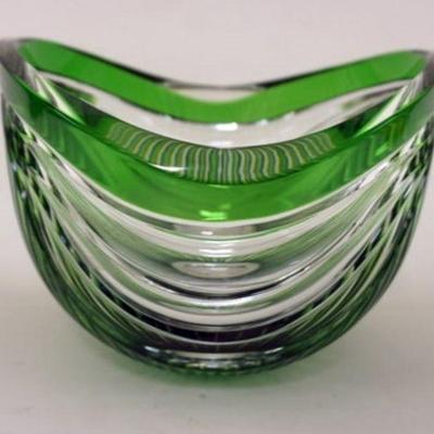1160	GREEN CUT TO CLEAR UNUSUAL SHAPED BOWL W/GROUND & POLISHED BASE, APPROXIMATELY 6 IN HIGH
