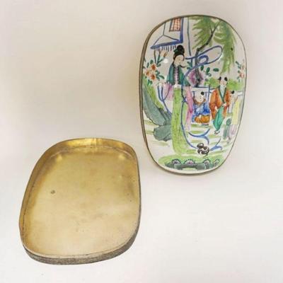 1048	CHINESE ENAMELED PORCELAIN & METAL COVERED BOX, APPROXIMATELY 11 IN X 8 IN X 4 IN HIGH

