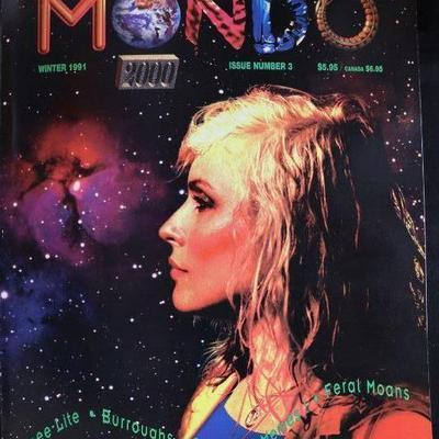 Vintage Mondo 2000 magazine