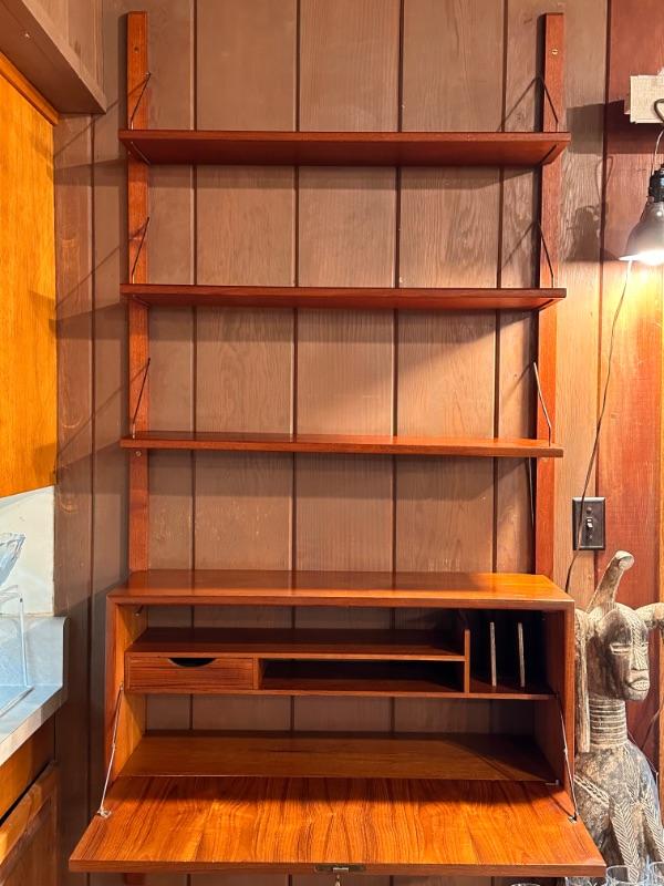 BEEHIVE ESTATES SALES PRESENTS A PACKED VINTAGE ORINDA SALE