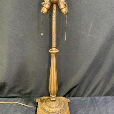 Vintage Footed 2-Light Table Lamp