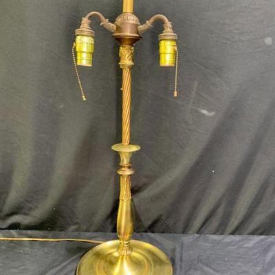 Vintage Brass Tone 3-Light Table Lamp
