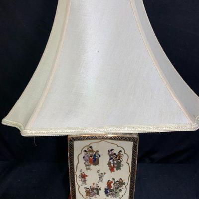 Traditional Japanese Satsuma Style Table Lamp
