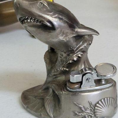 Table lighter-shark