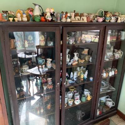 This cabinet s/p shakers as well.