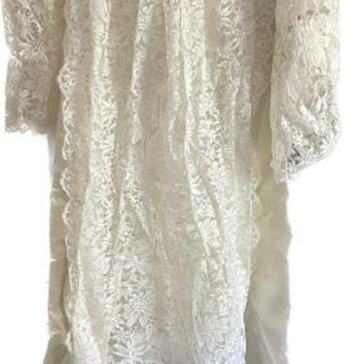 Lot 080-BR2: Vintage 1960s Wedding Dress