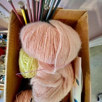 Lot 076-O: Sewing/Knitting/Craft Lot

