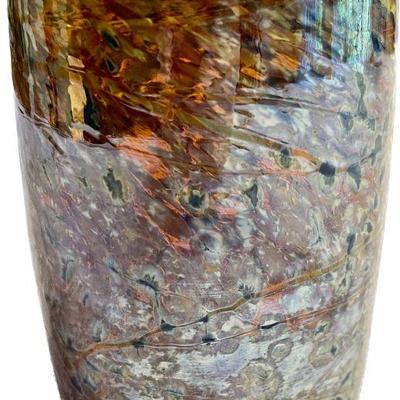 Lot 033-LR: Hand-Blown Art-Glass Vase