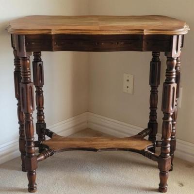 Vintage 6-Leg Accent Table w/ Inlaid Top & Turned Legs
