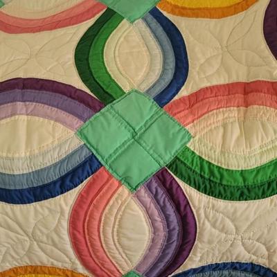 Hand Stitched Quilt is 76x86
