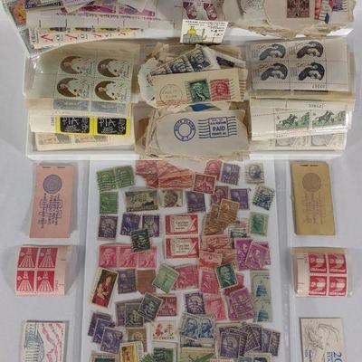 Collection of Vintage US Postage Stamps