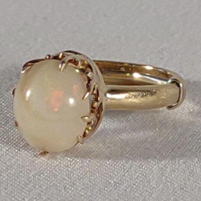14K Gold White Opal Ring