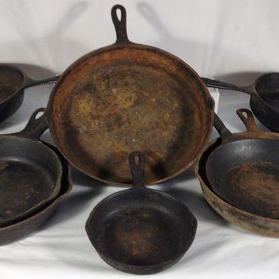 8 Cast Iron Skillet Pans