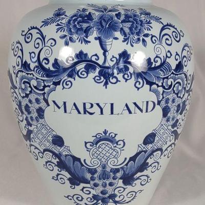 Delft Williamsburg Restoration Maryland Jar