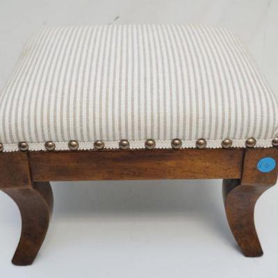 ANTIQUE FRENCH WALNUT FOOTSTOOL