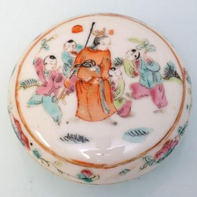 ANTIQUE CHINESE PORCELAIN FAMILLE INK BOX