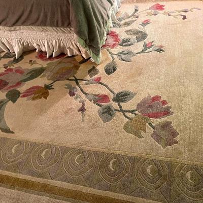 beautiful Chinese rug with roses, 11x13