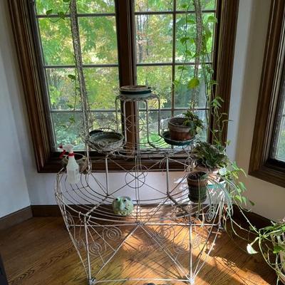 fabulous wire plant stand, etagere