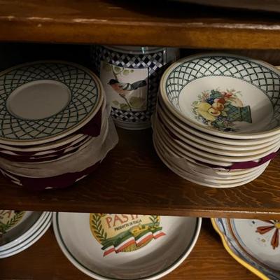 set of Villeroy and Boch Basket--12 place settings