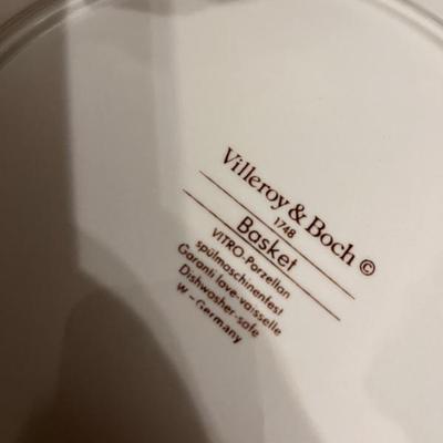 set of Villeroy and Boch Basket--12 place settings