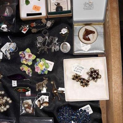 Antique and vintage jewelry