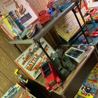 toys