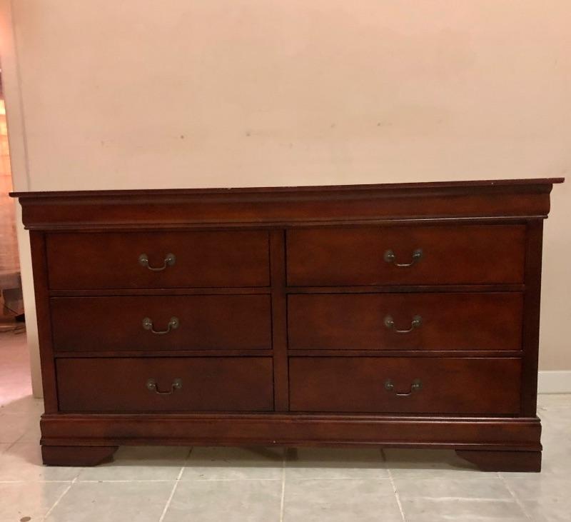 Lorain Store Liquidation Auction