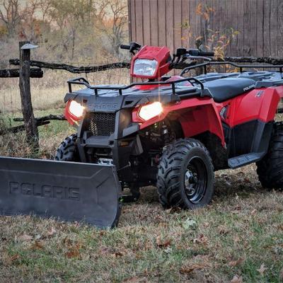 This is a VERY lightly used (as in hardly at all) 2019 Polaris 450 Sportsman HO.  It includes an easy on off 4' snowblade for the...
