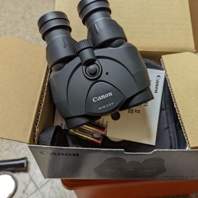 If you've never used image stabilized binoculars... You dont know what you're missing!  This set is almost new.