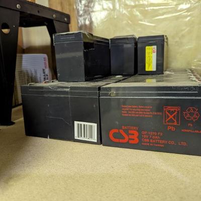 12 V universal batteries!