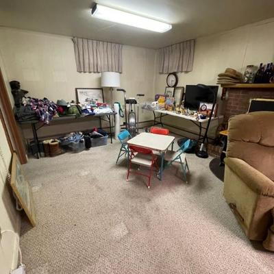 Estate sale photo