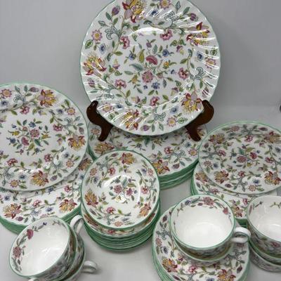 Haddon Hall Porcelain Dining Set