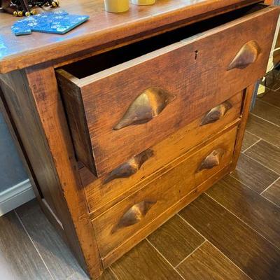 Antique Chest of Drawers 
