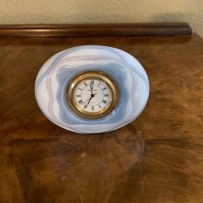 Vintage Retired  Lladro Porcelain Daisa Desktop Clock Hand Painted in Spain