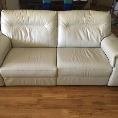 Comfortable Dual Power Reclining Sofa