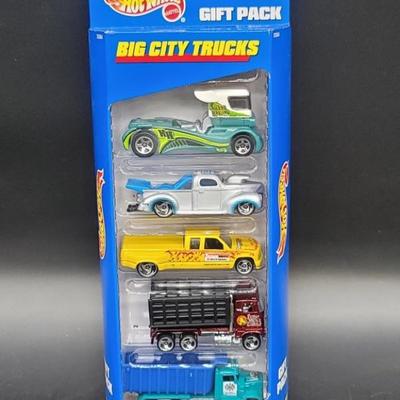 Hot Wheels Big City Trucks Gift Pack