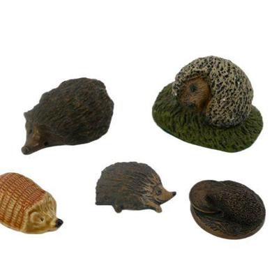 Lot of hedgehog figurines