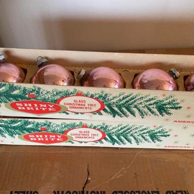 Vintage Shiny Brites Glass Ornaments/Pink/Box