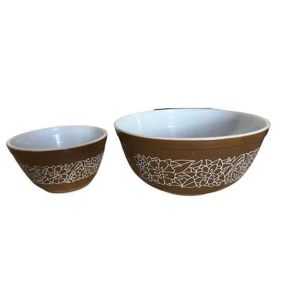 vintage Pyrex brown "Woodland" pattern mixing bowl duo